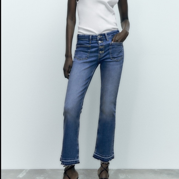 Zara Low Rise Bootcut Jeans - Picture 3 of 4